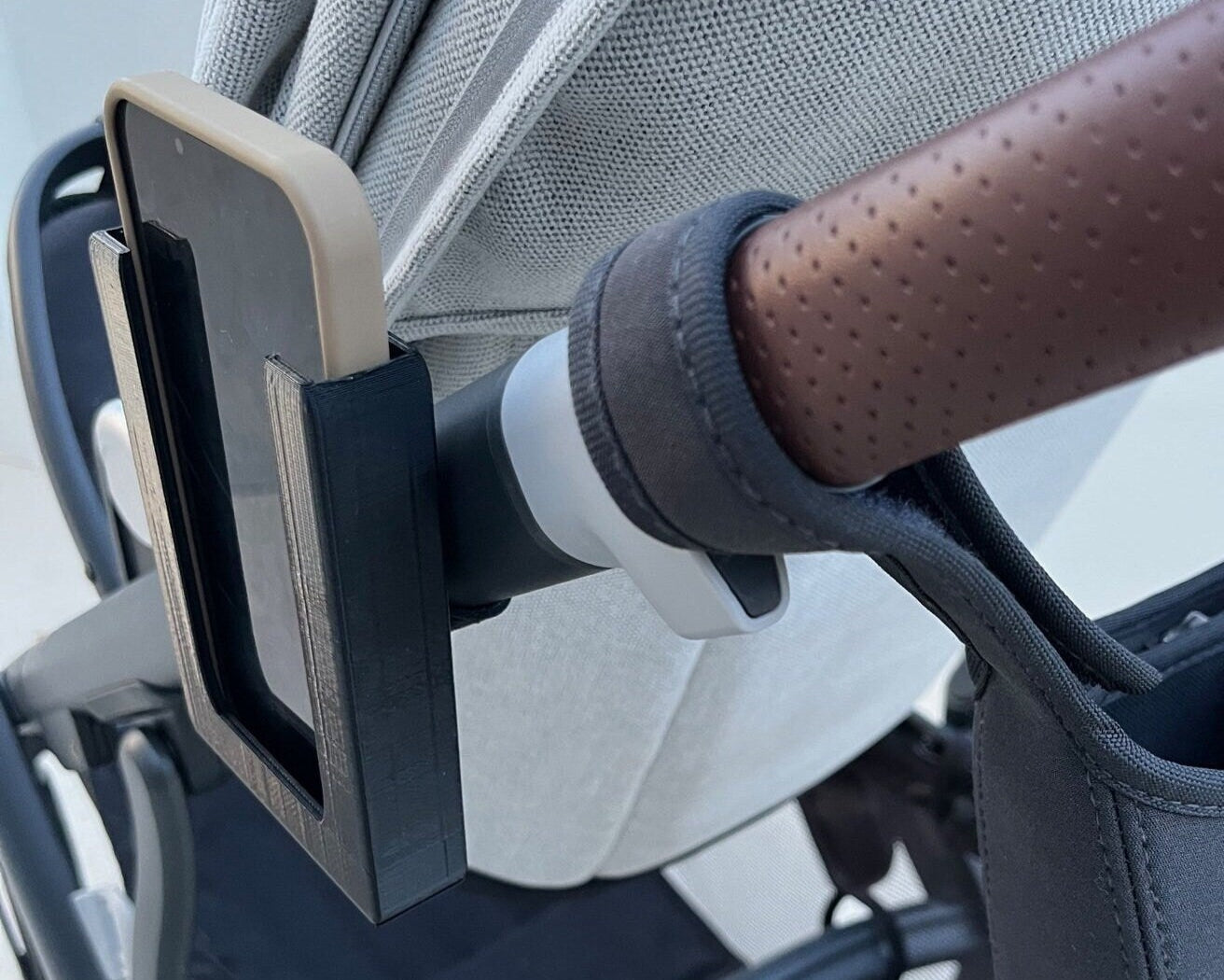 Phone Holder for UPPAbaby Vista Series